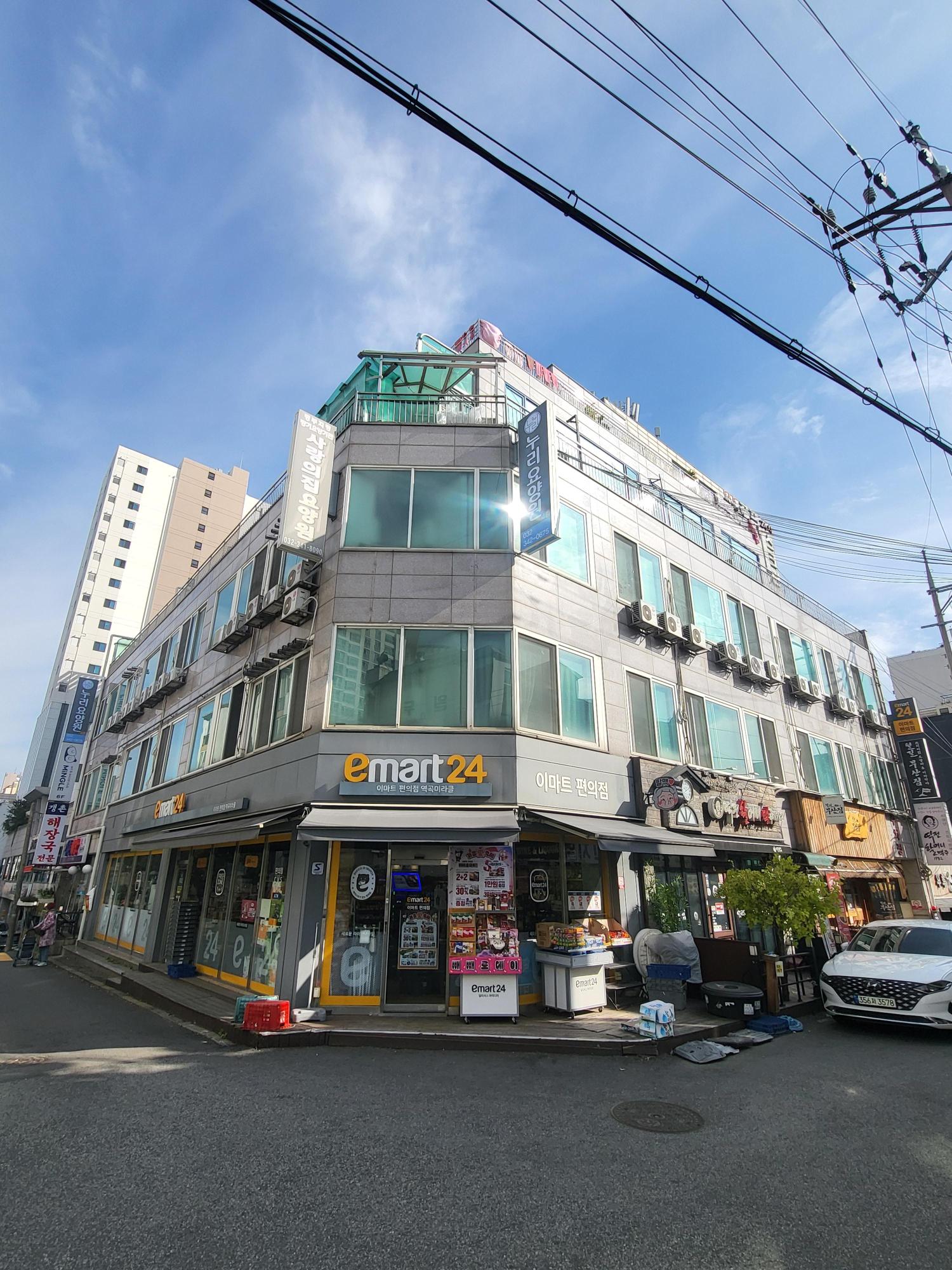 센터 이미지