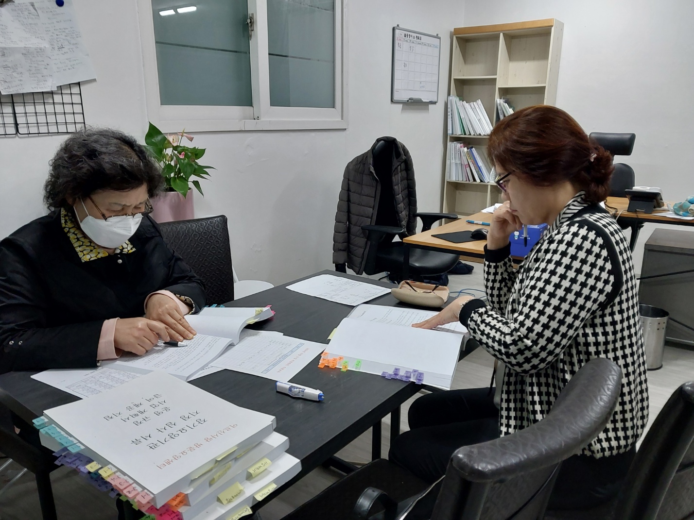 센터 이미지