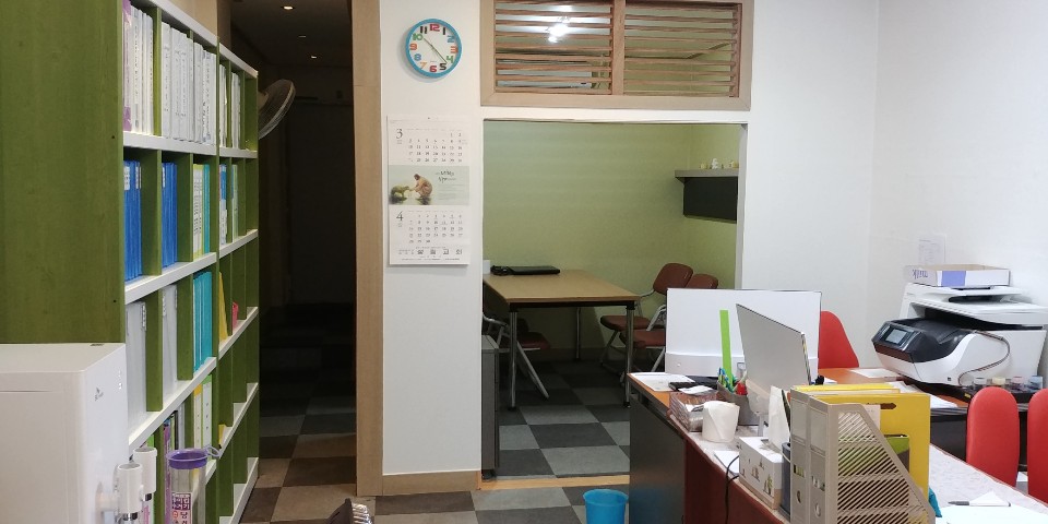 센터 이미지