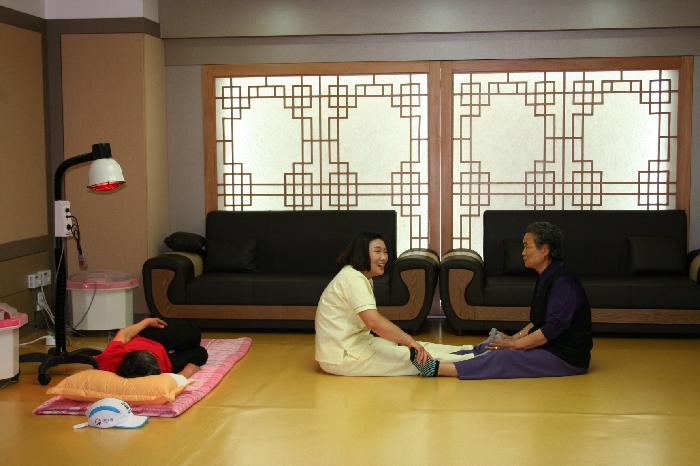 센터 이미지