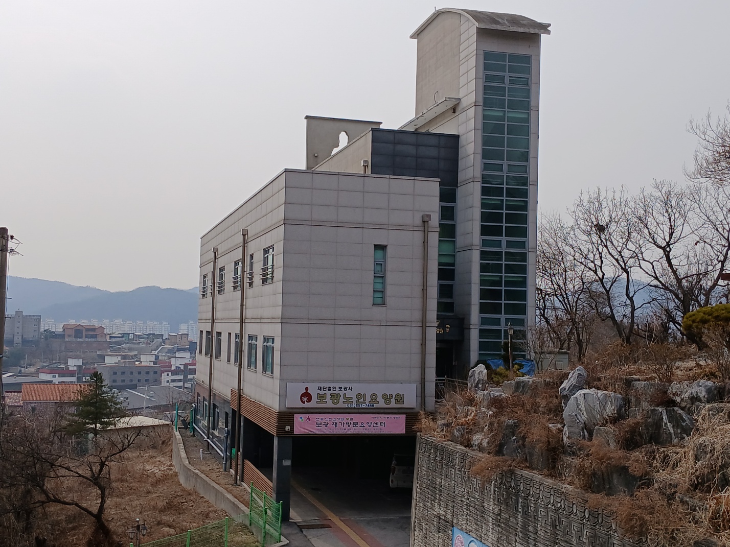 센터 이미지