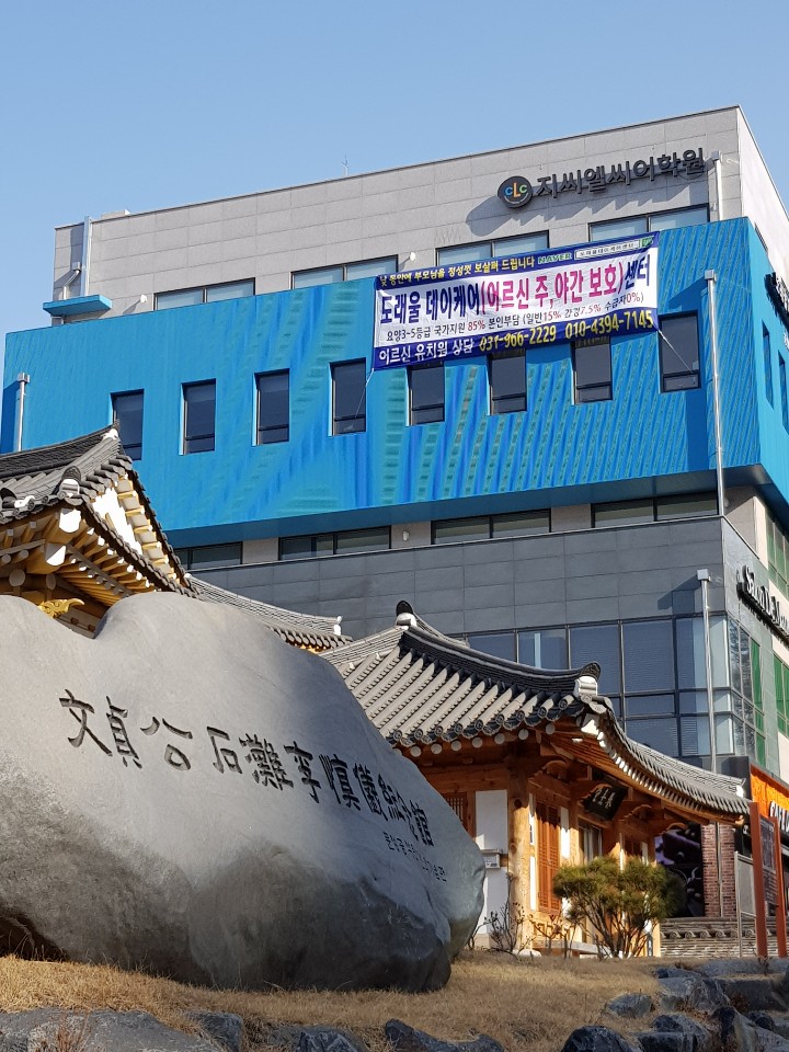 센터 이미지