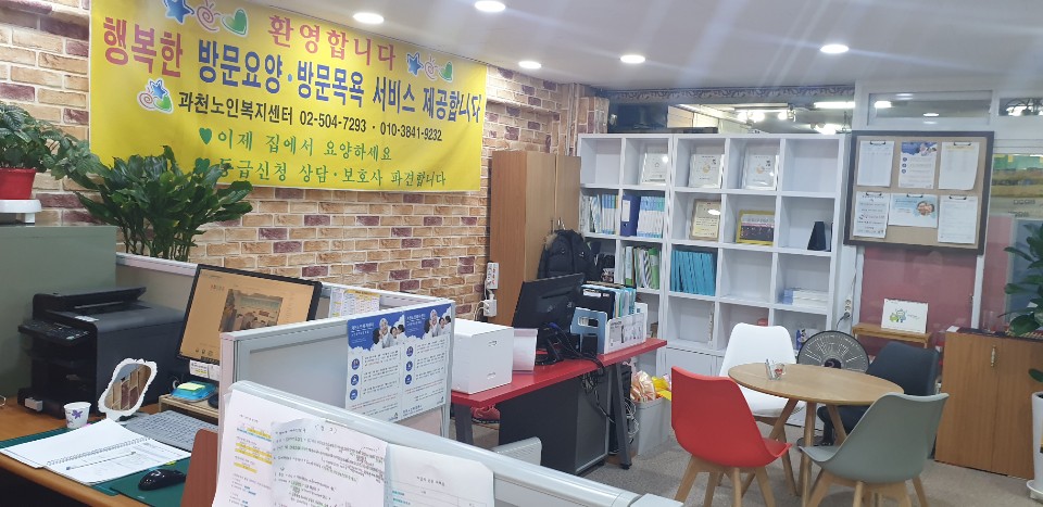센터 이미지