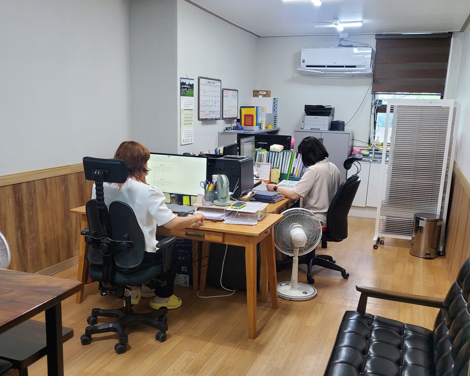 센터 이미지