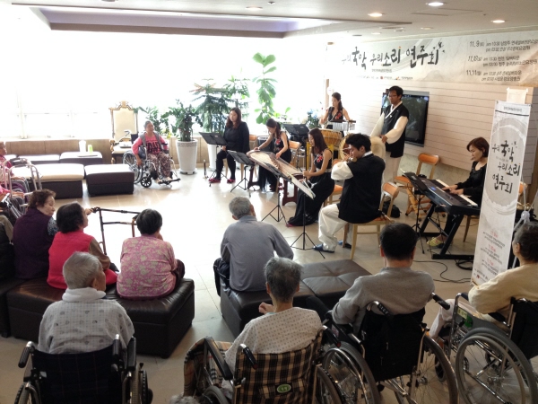 센터 이미지