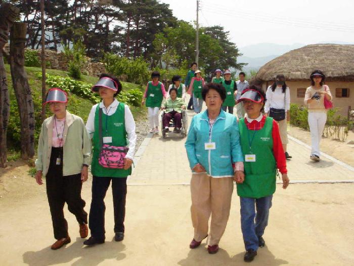 센터 이미지