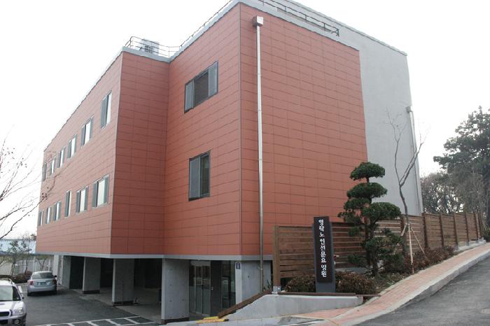 센터 이미지