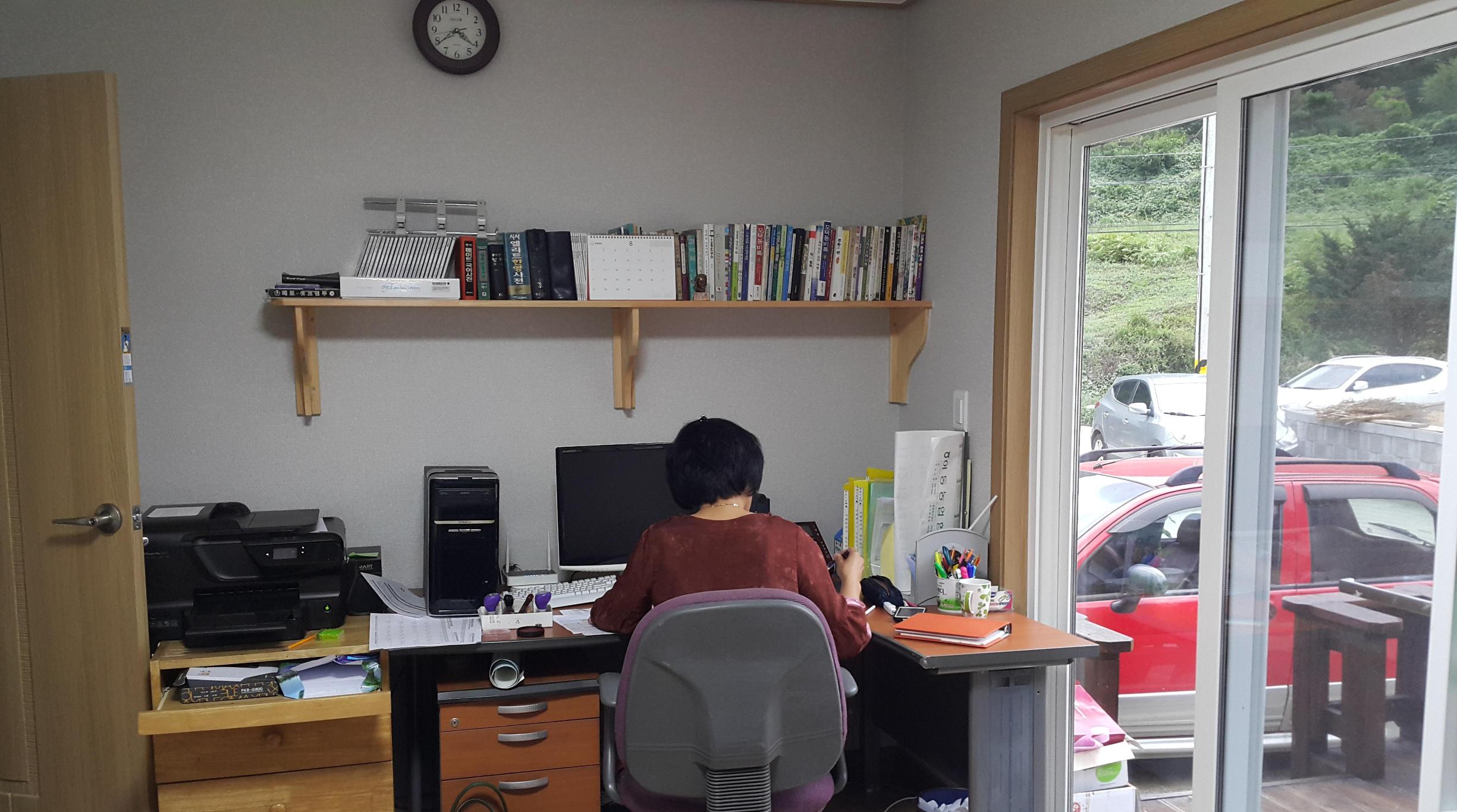 센터 이미지