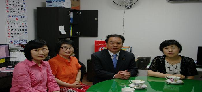 센터 이미지