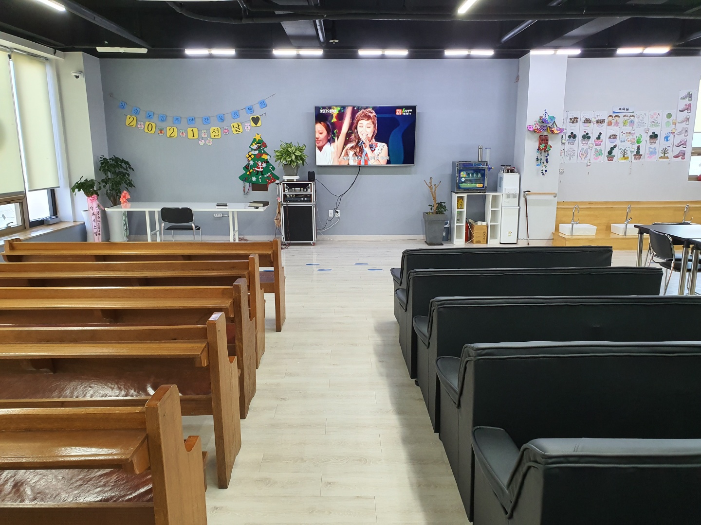 센터 이미지