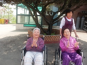 센터 이미지