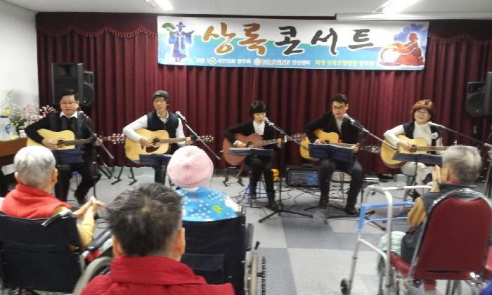 센터 이미지