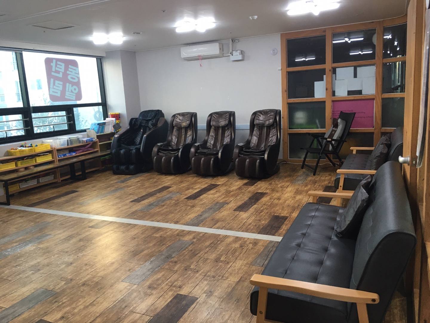 센터 이미지