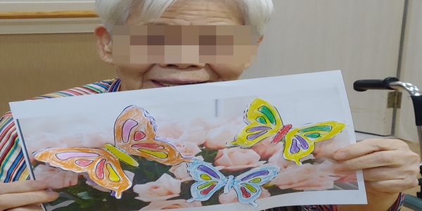 센터 이미지