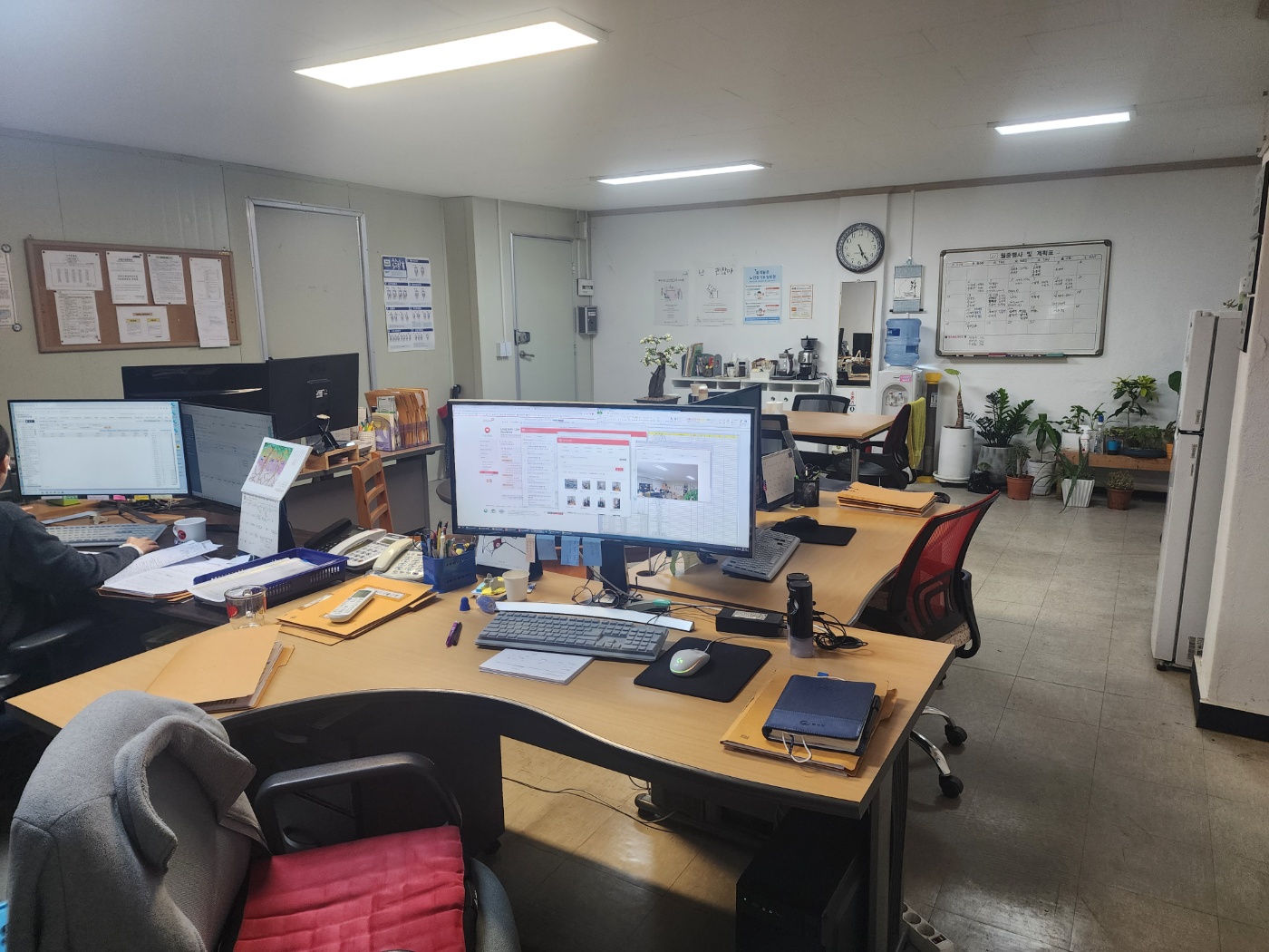 센터 이미지