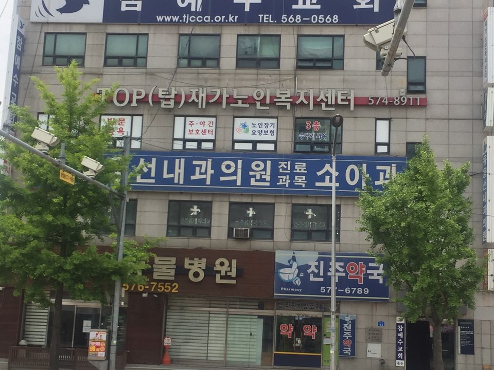 센터 이미지