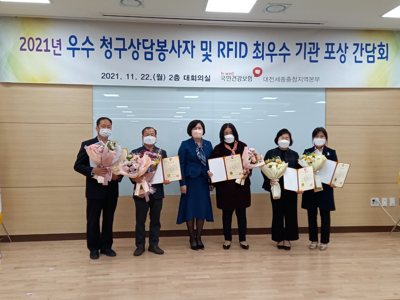 센터 이미지