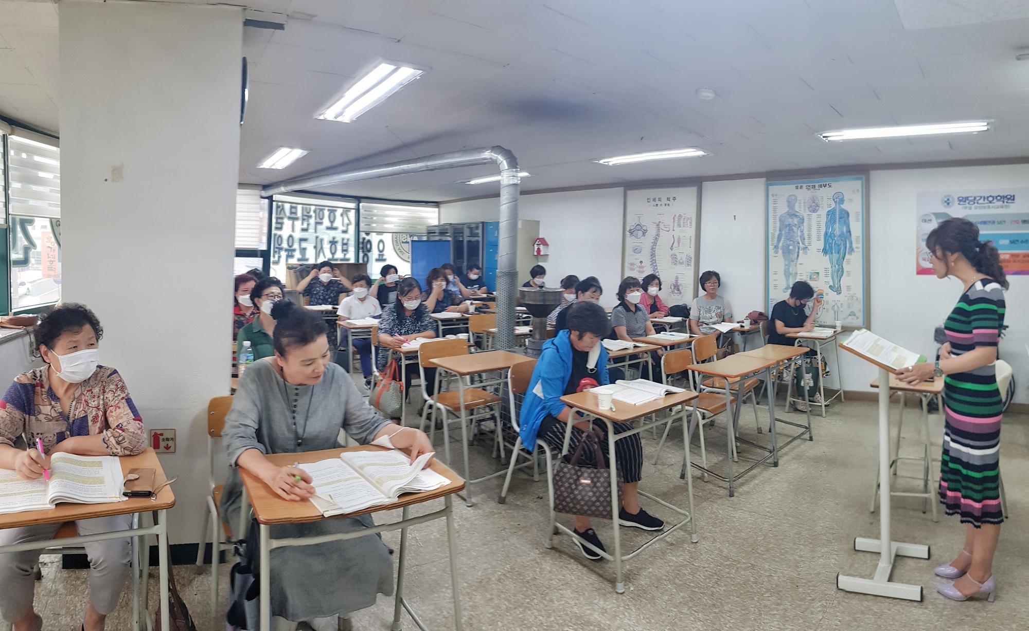 센터 이미지