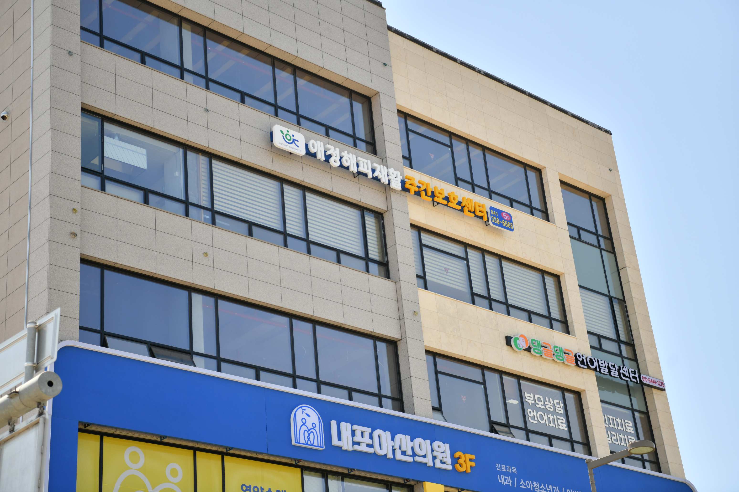센터 이미지