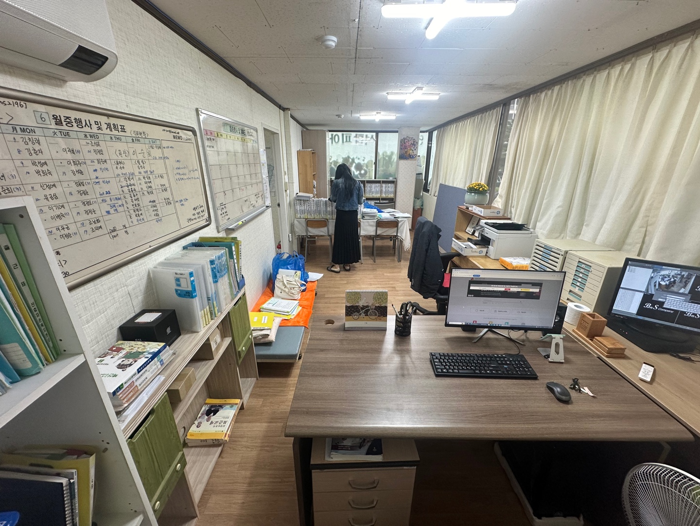 센터 이미지