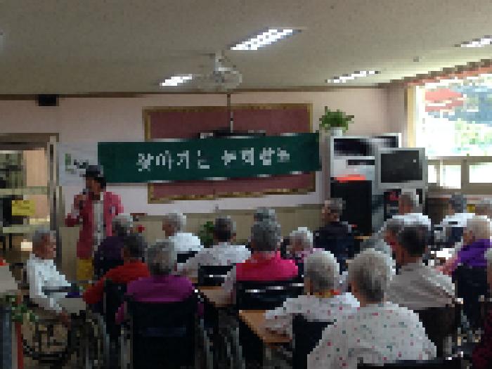 센터 이미지
