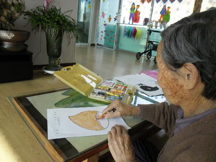 센터 이미지