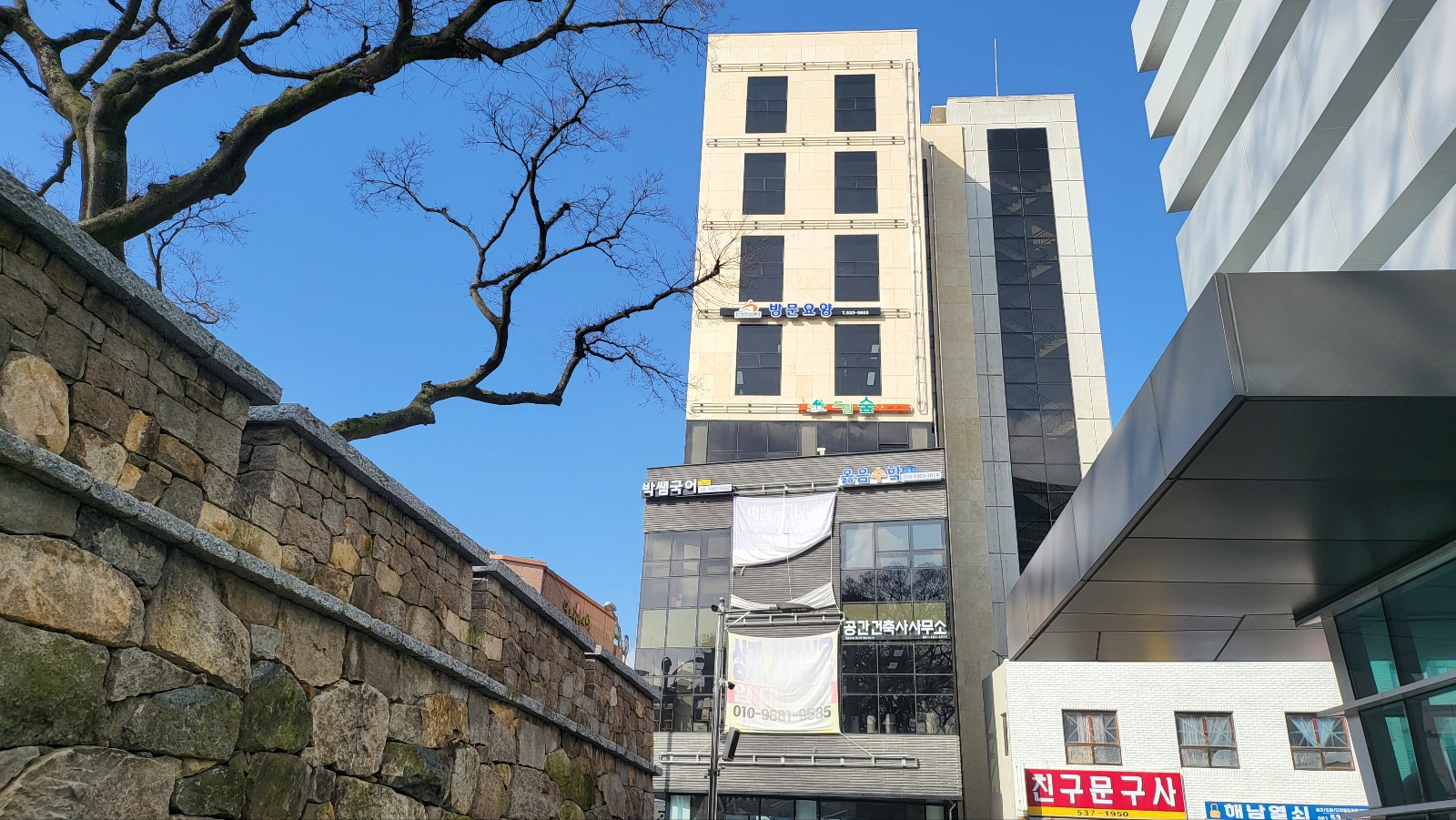 센터 이미지
