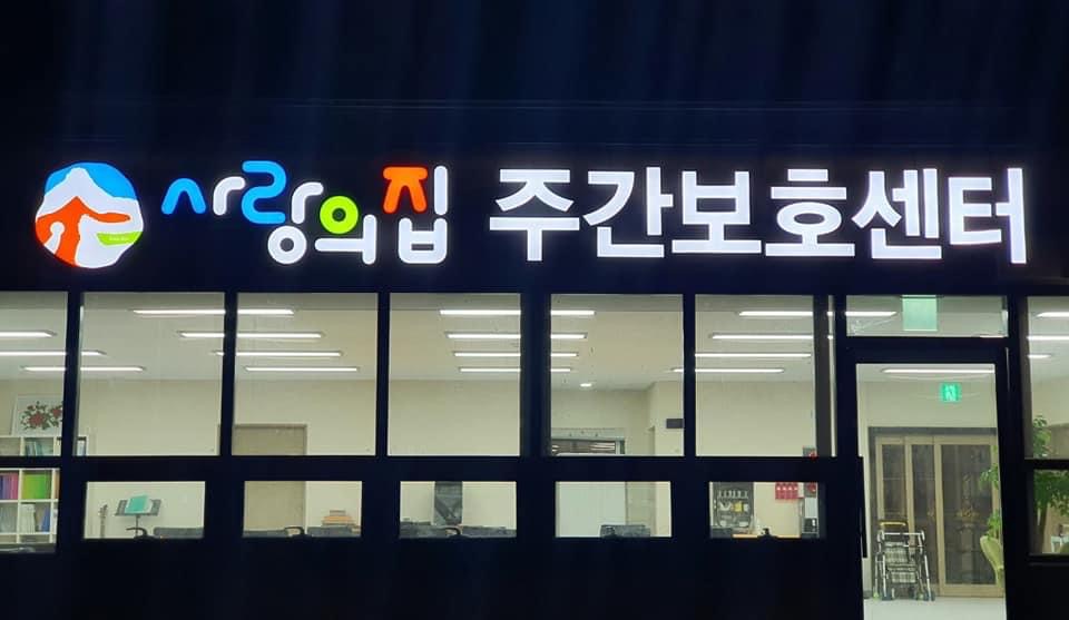 센터 이미지