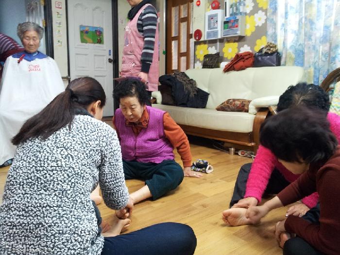 센터 이미지