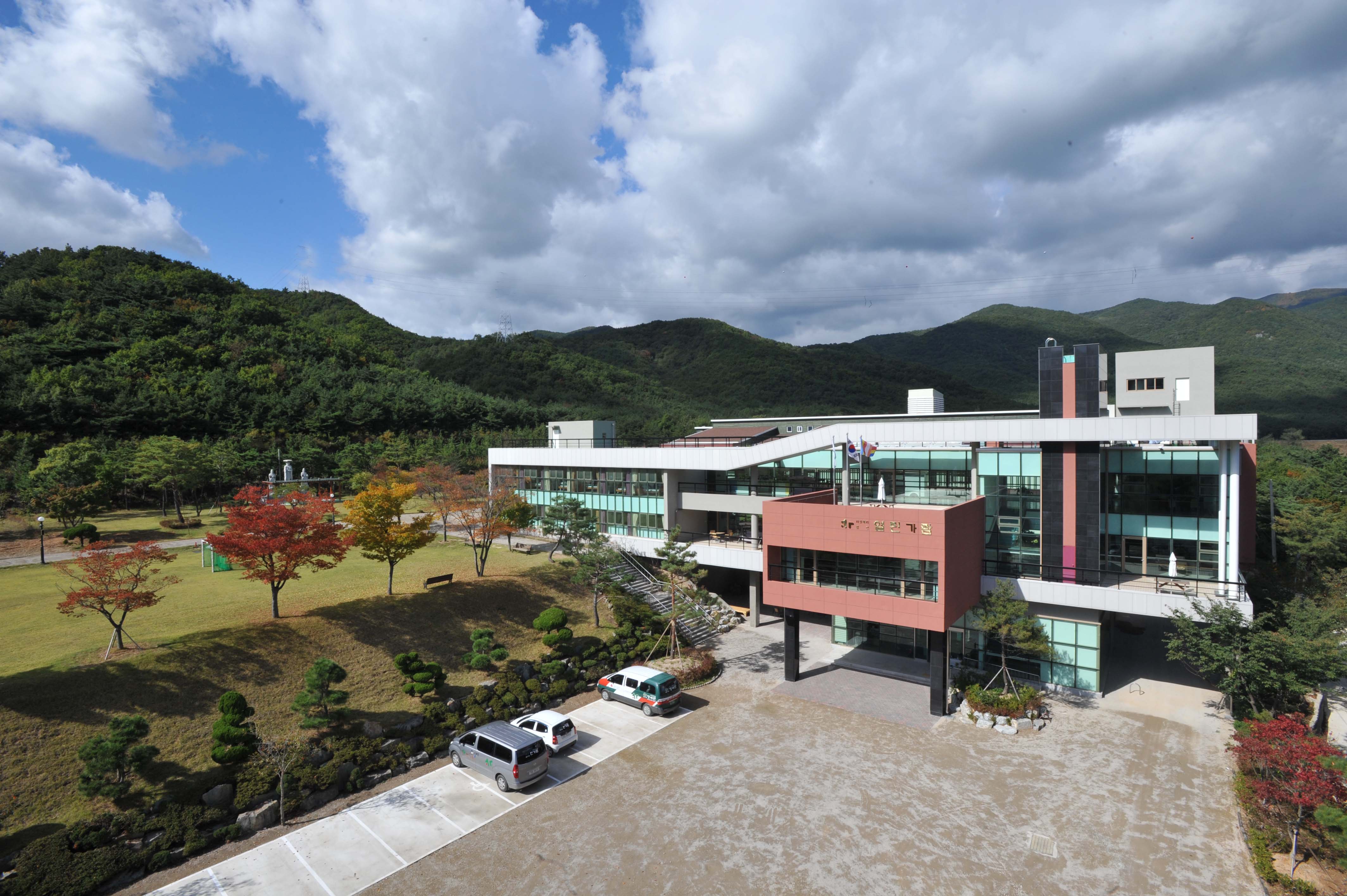 센터 이미지