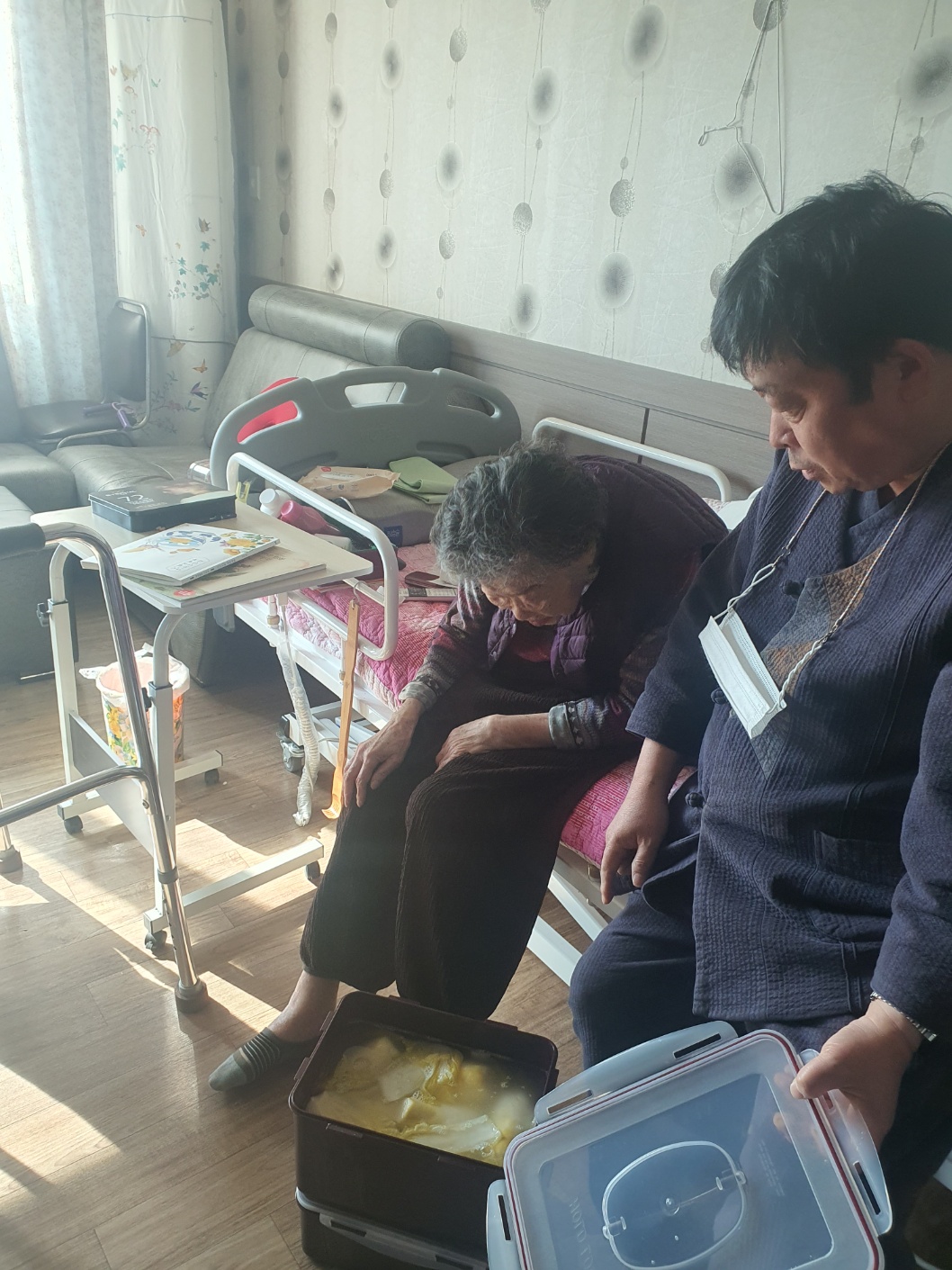 센터 이미지