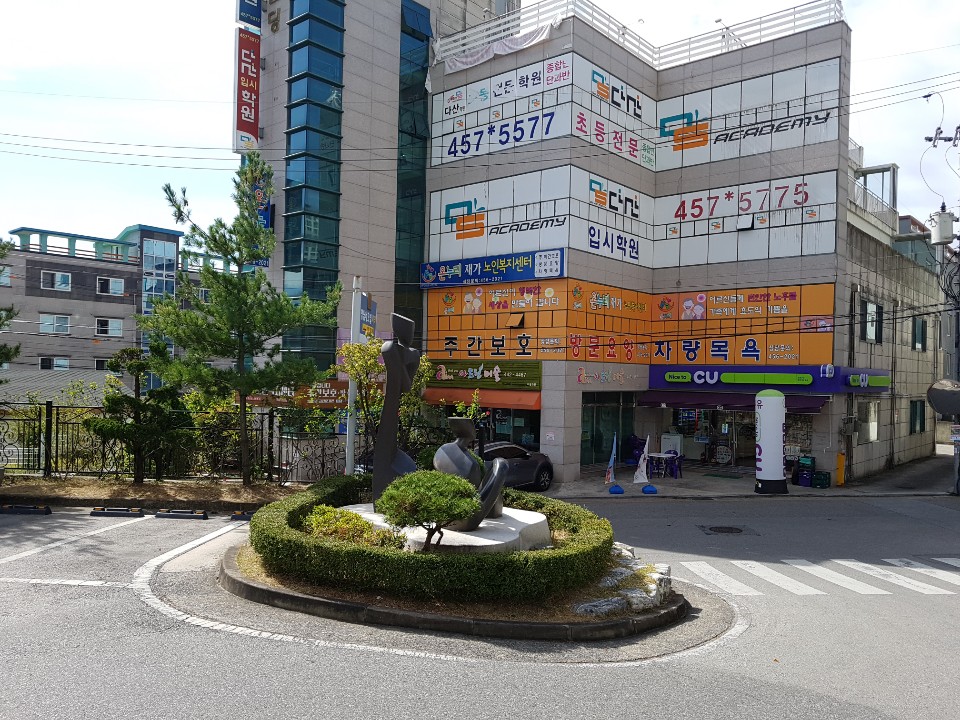 센터 이미지