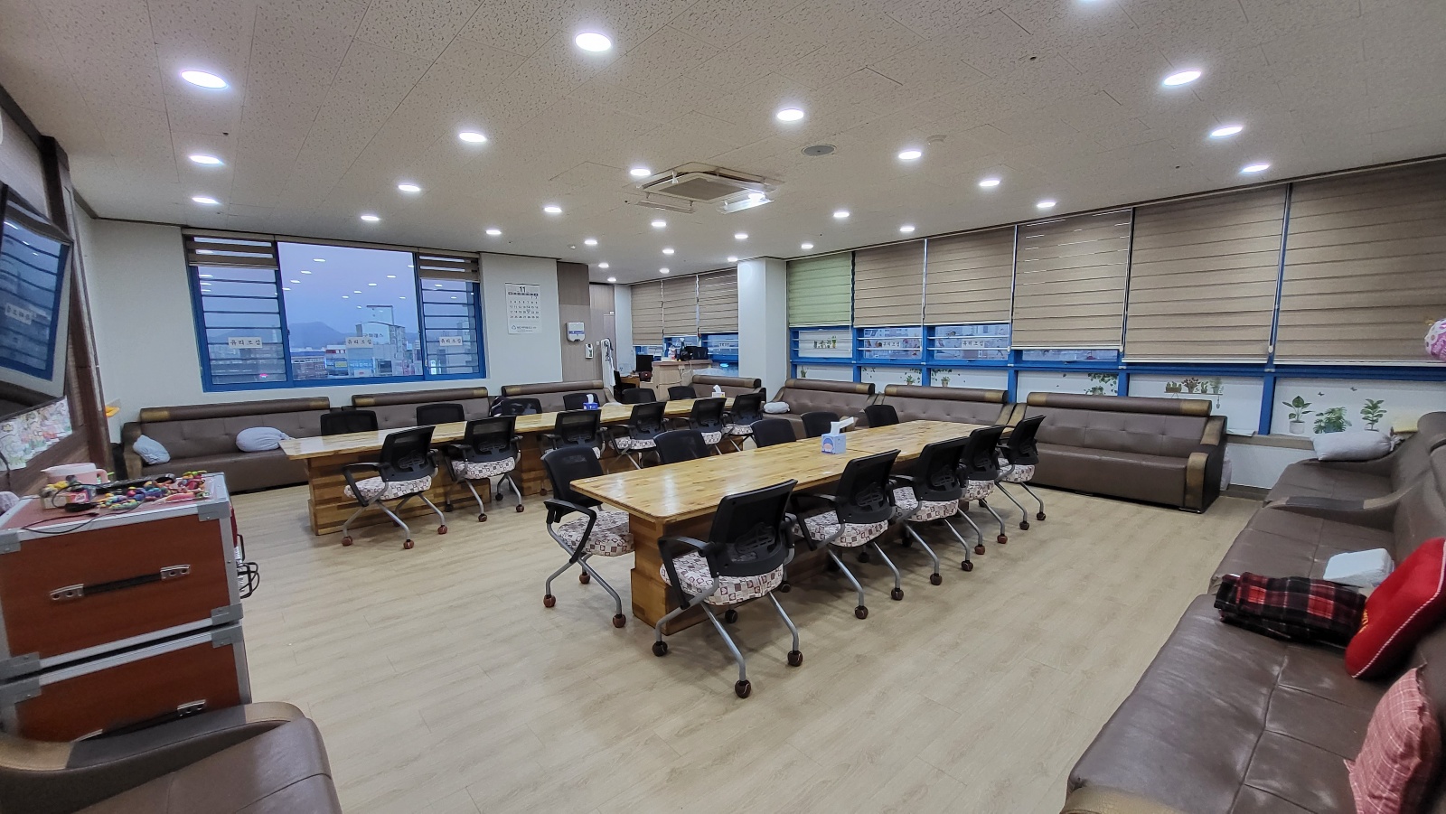 센터 이미지