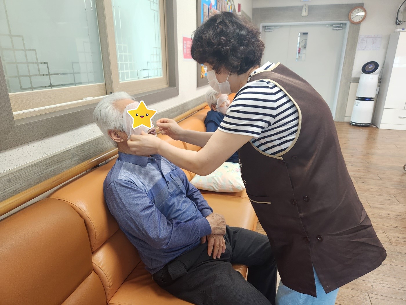 센터 이미지