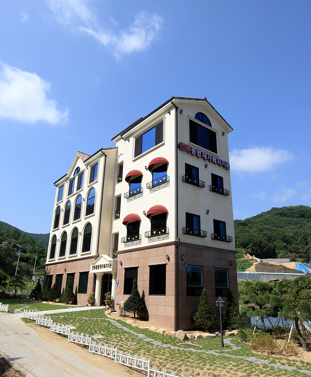 센터 이미지
