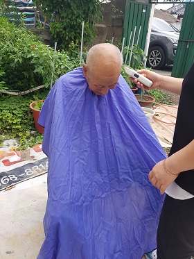 센터 이미지