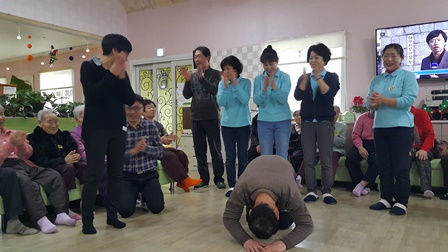 센터 이미지
