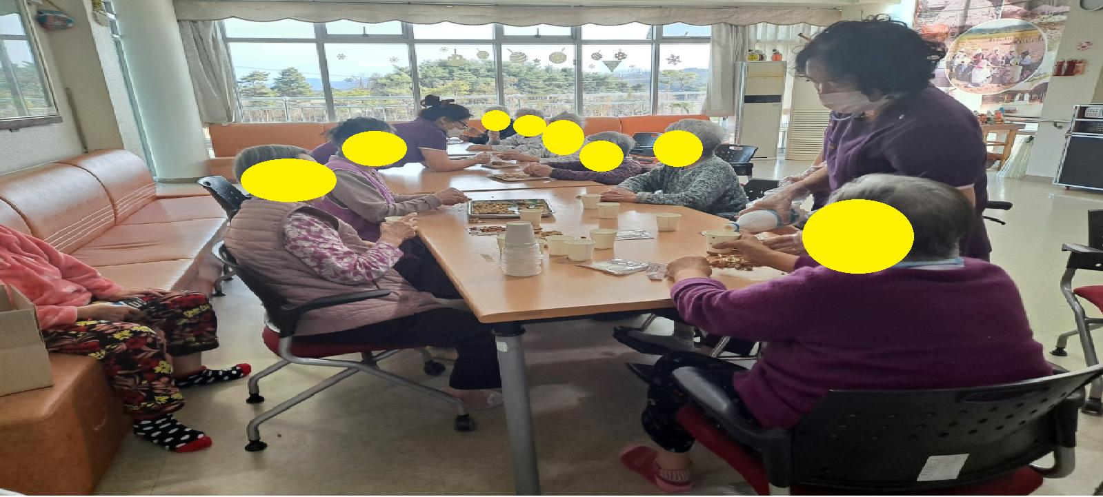 센터 이미지