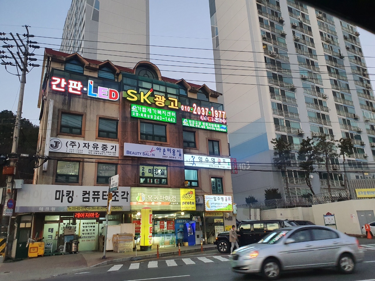 센터 이미지