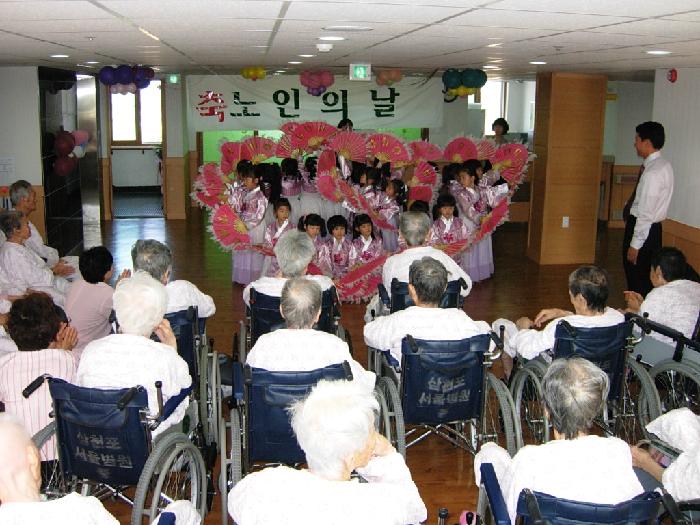 센터 이미지
