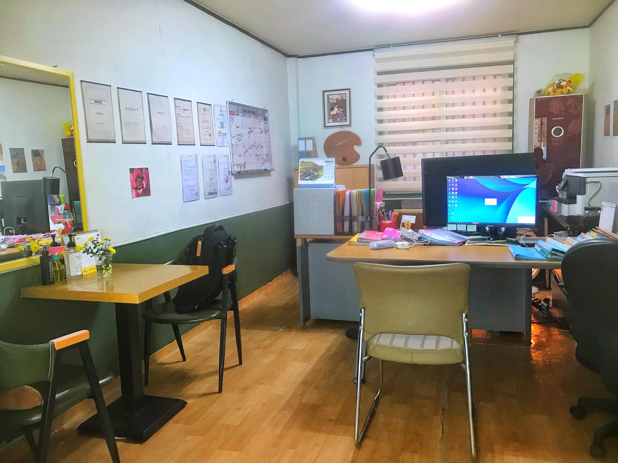센터 이미지