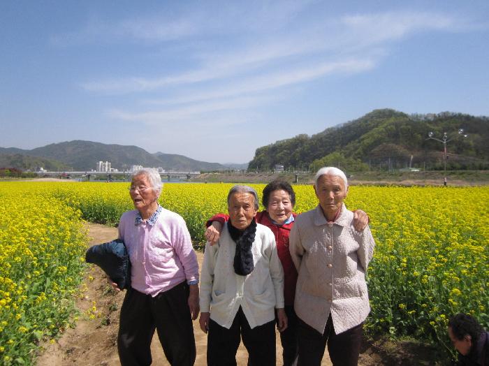 센터 이미지