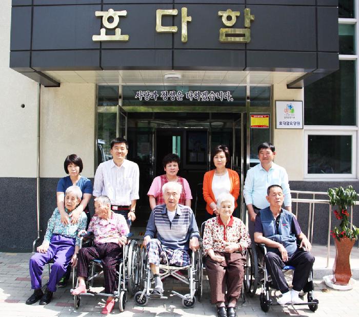 센터 이미지