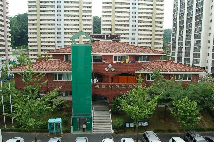 센터 이미지