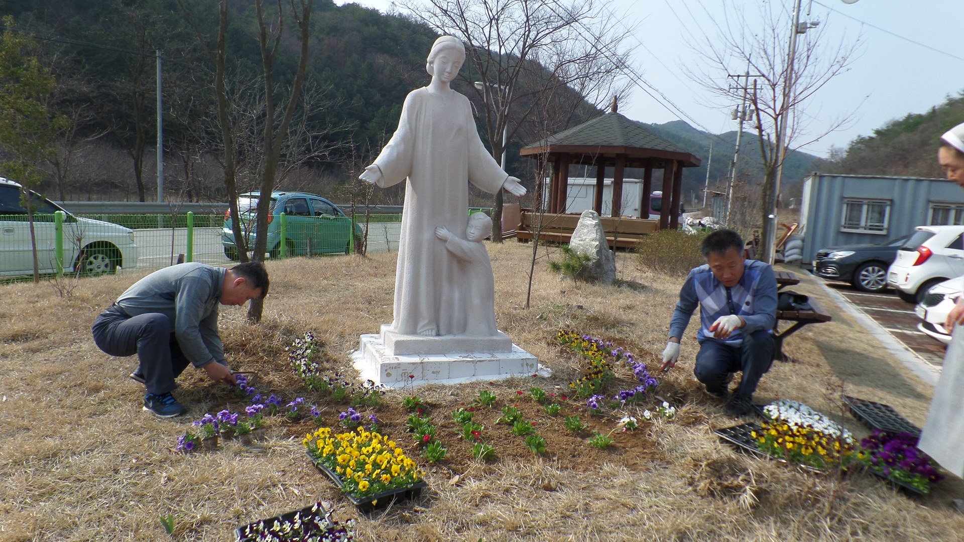 센터 이미지