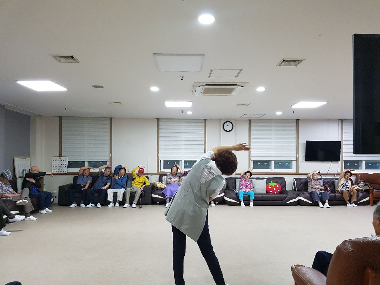 센터 이미지