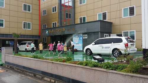 센터 이미지
