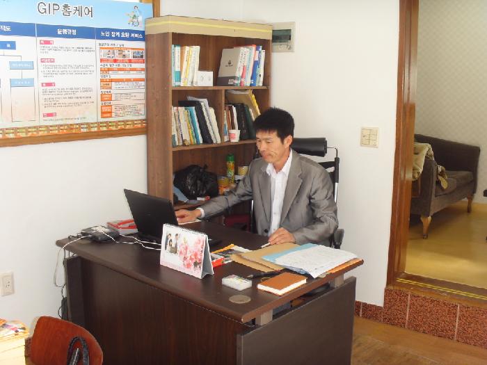 센터 이미지