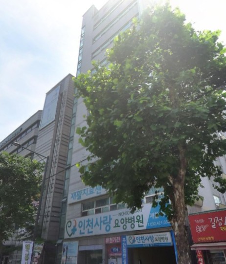 센터 이미지