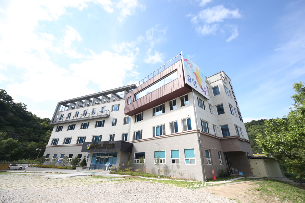 센터 이미지